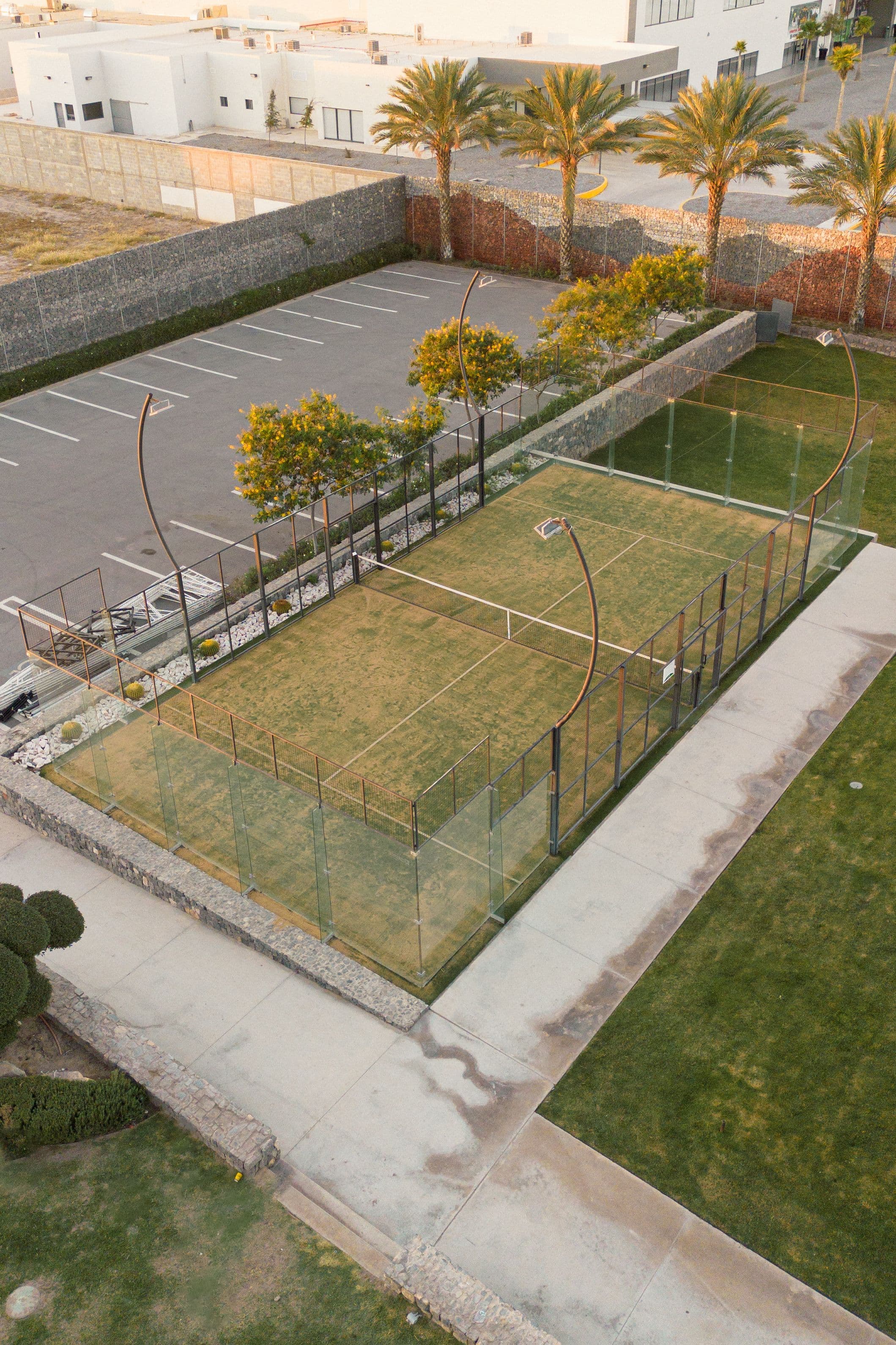Paddle tennis courts